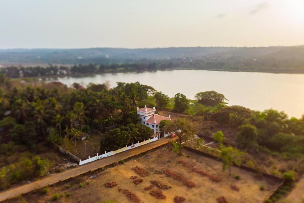 Lake View Villa Gandaulim Exterior foto